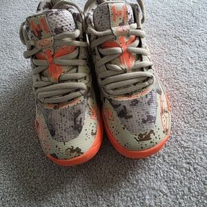 Puma MELO'S SIZE 4 Kids Camouflage Sneakers with Orange Accents